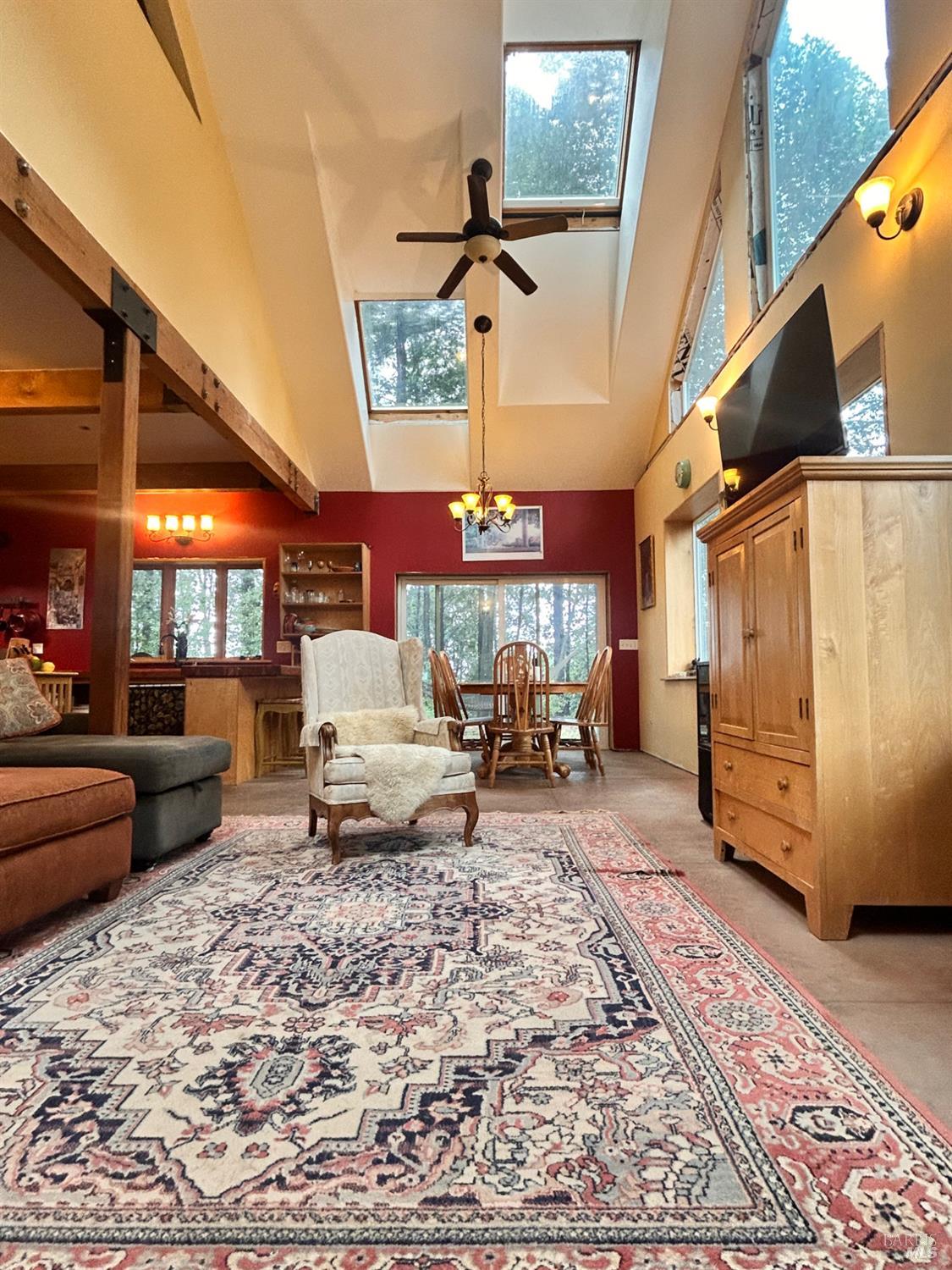 29281 Timberline Road Willits CA 95490