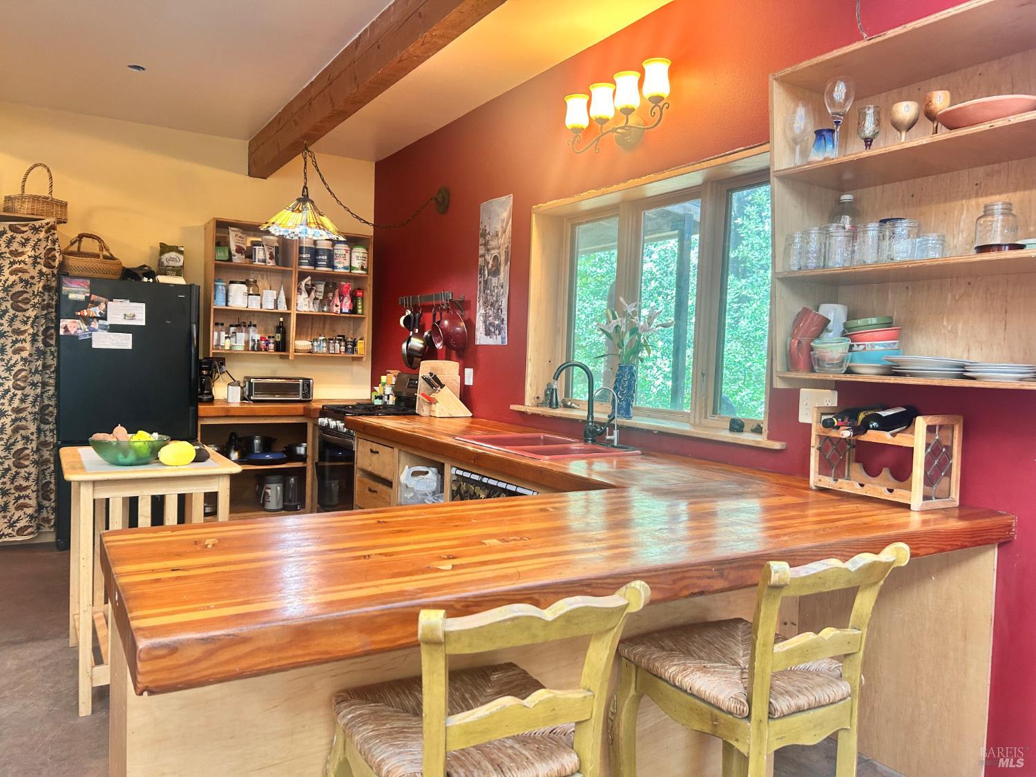 29281 Timberline Road Willits CA 95490