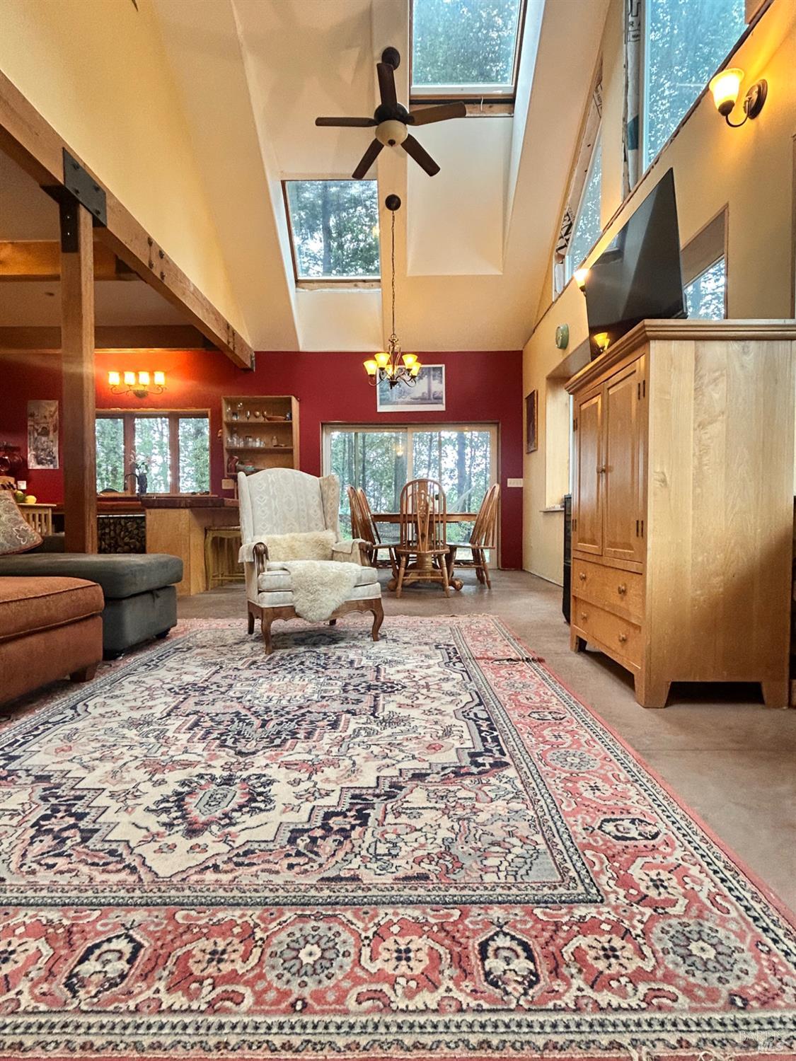 29281 Timberline Road Willits CA 95490