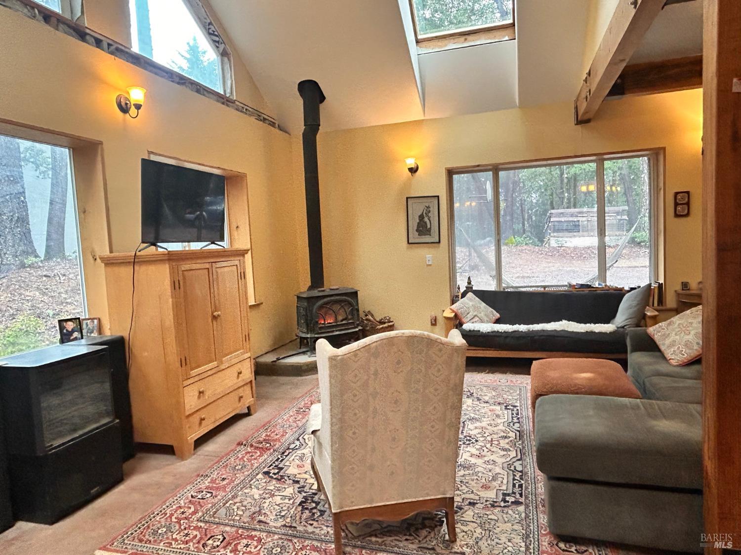 29281 Timberline Road Willits CA 95490