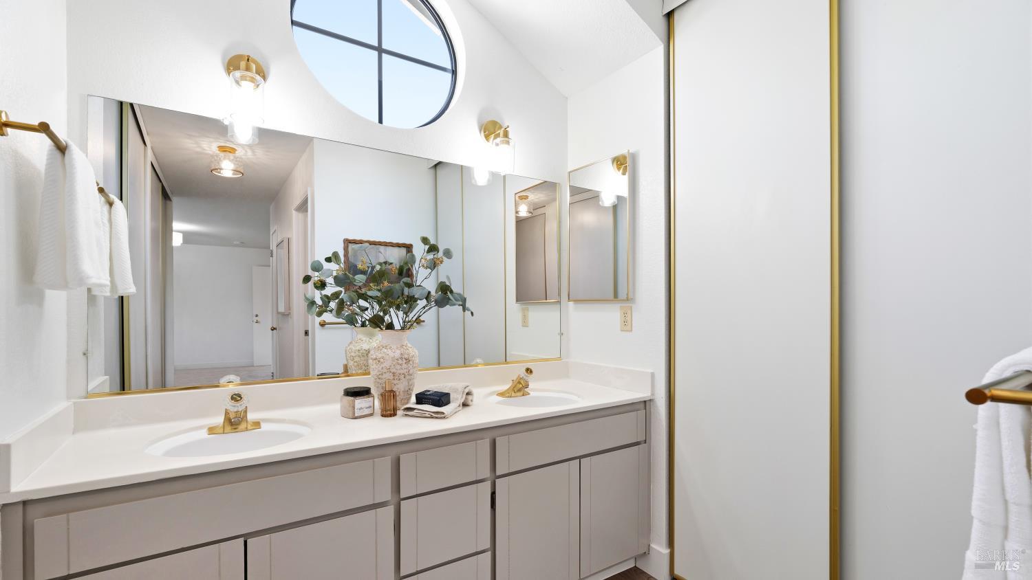 7733 Melody Drive Rohnert Park CA 94928