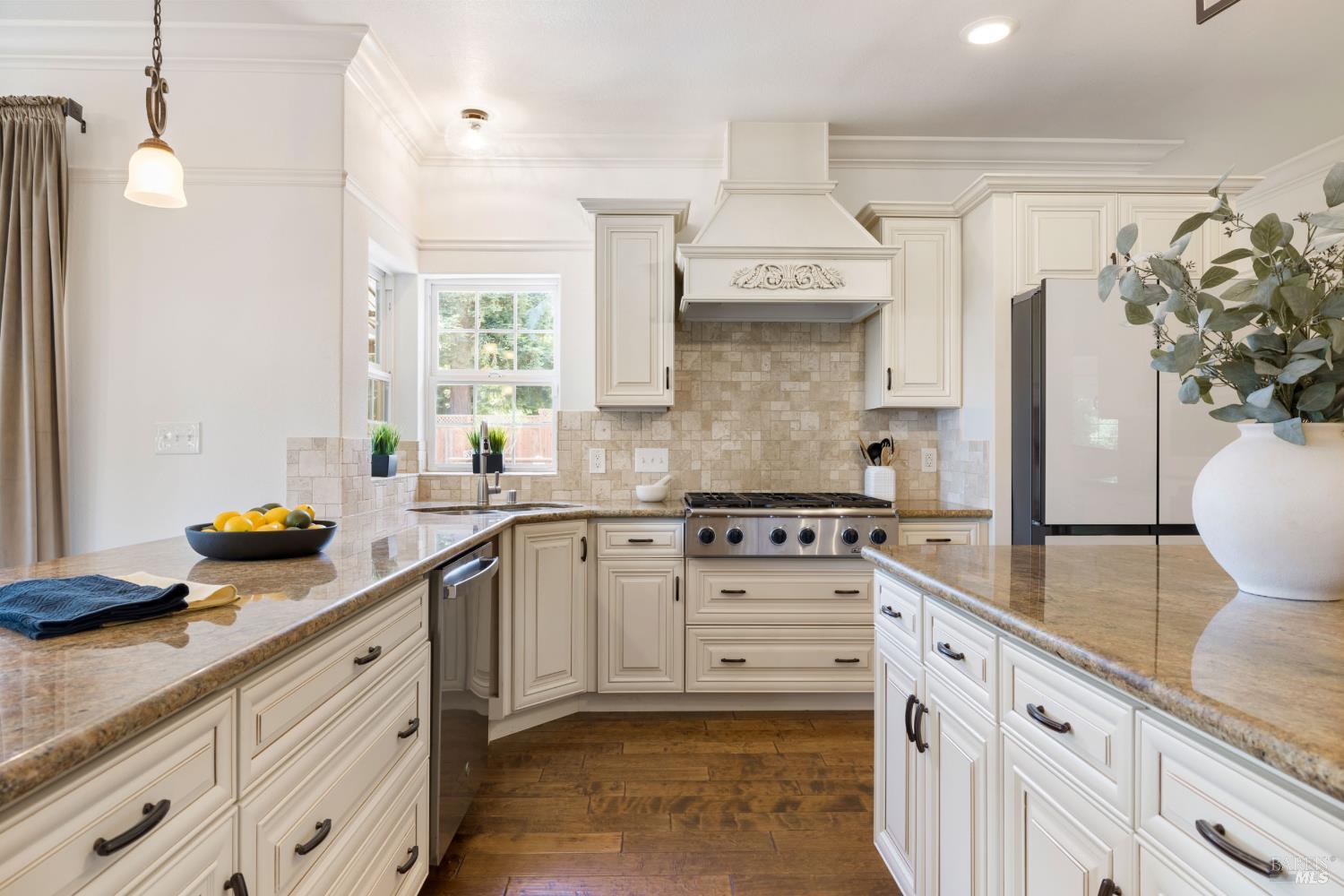 270 Olga Maria Court Penngrove CA 94951