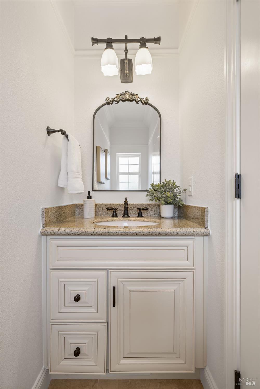 270 Olga Maria Court Penngrove CA 94951