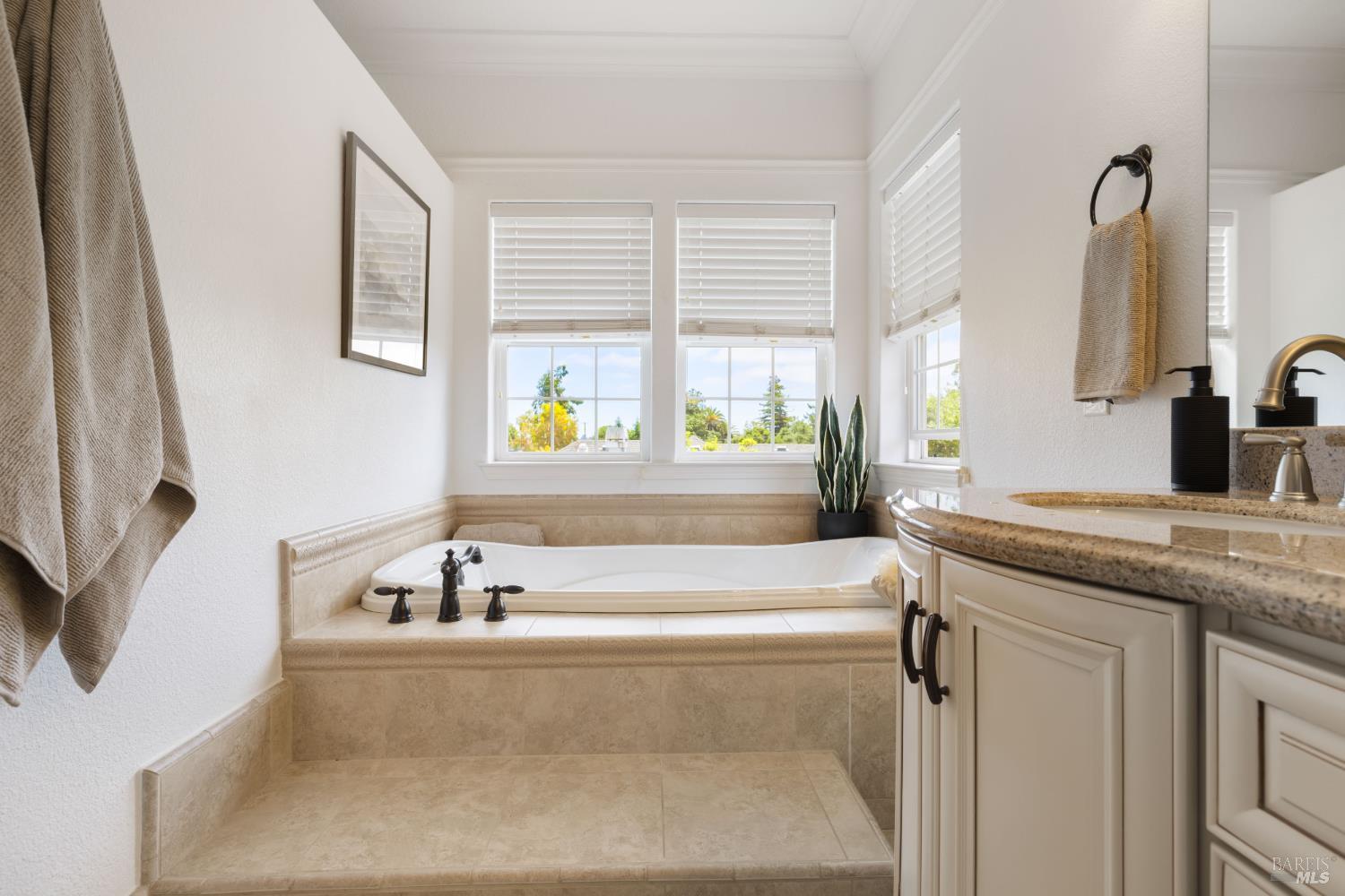 270 Olga Maria Court Penngrove CA 94951