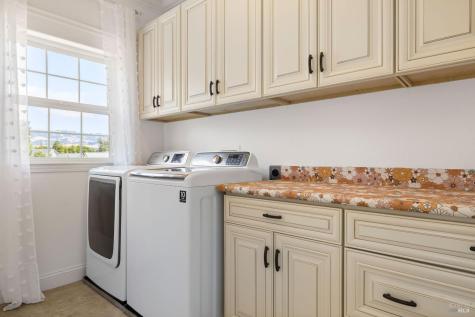 270 Olga Maria Court Penngrove CA 94951