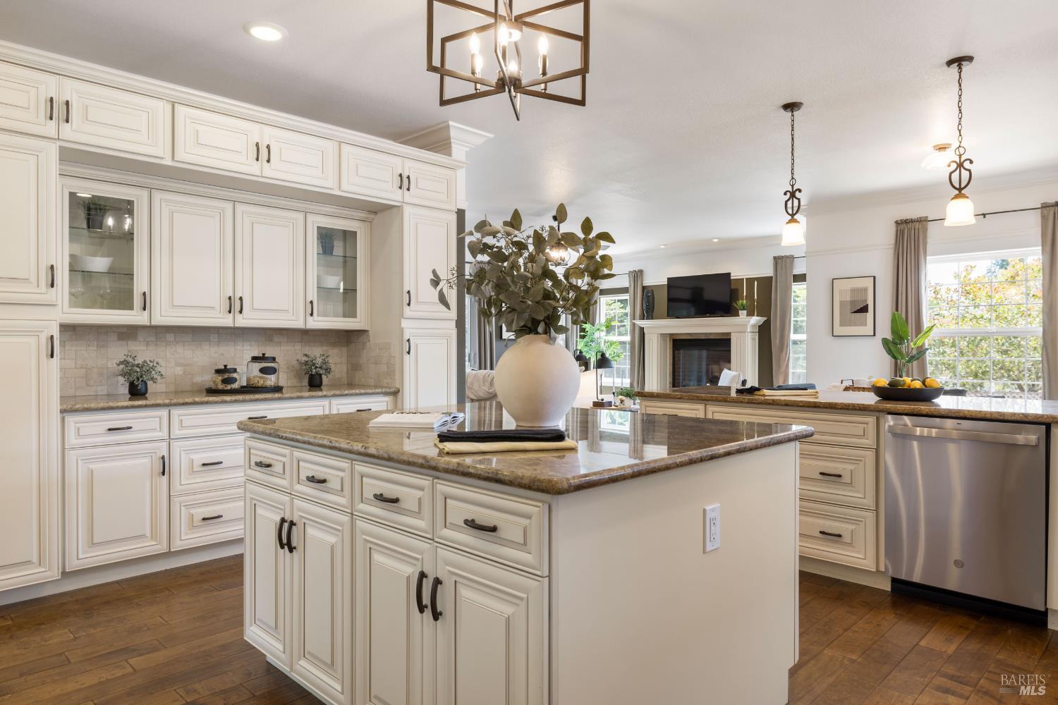270 Olga Maria Court Penngrove CA 94951