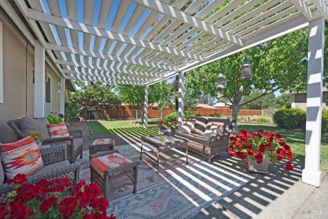 23180 Maffei Road Sonoma CA 95476