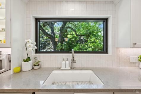 3335 Scrub Oak Avenue Santa Rosa CA 95404