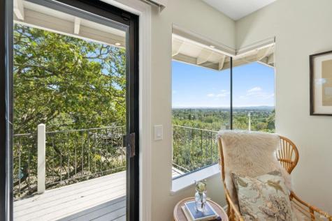3335 Scrub Oak Avenue Santa Rosa CA 95404