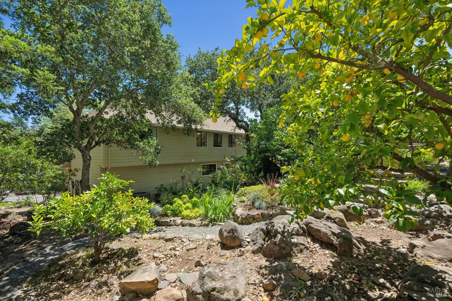 3335 Scrub Oak Avenue Santa Rosa CA 95404