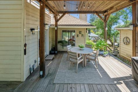 3335 Scrub Oak Avenue Santa Rosa CA 95404