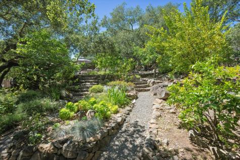 3335 Scrub Oak Avenue Santa Rosa CA 95404