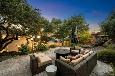 3335 Scrub Oak Avenue Santa Rosa CA 95404