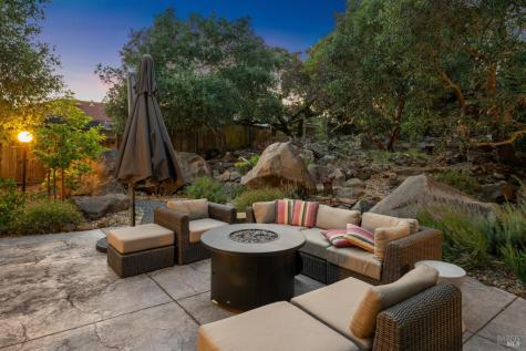 3335 Scrub Oak Avenue Santa Rosa CA 95404