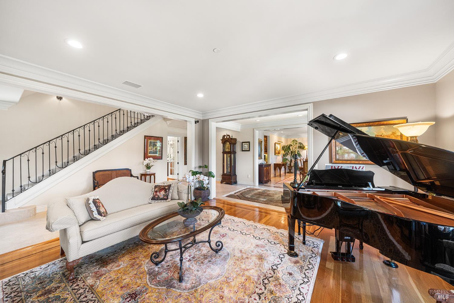 18880 Bella Vina Saratoga CA 95070
