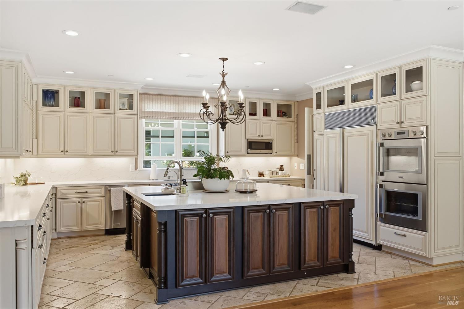 18880 Bella Vina Saratoga CA 95070
