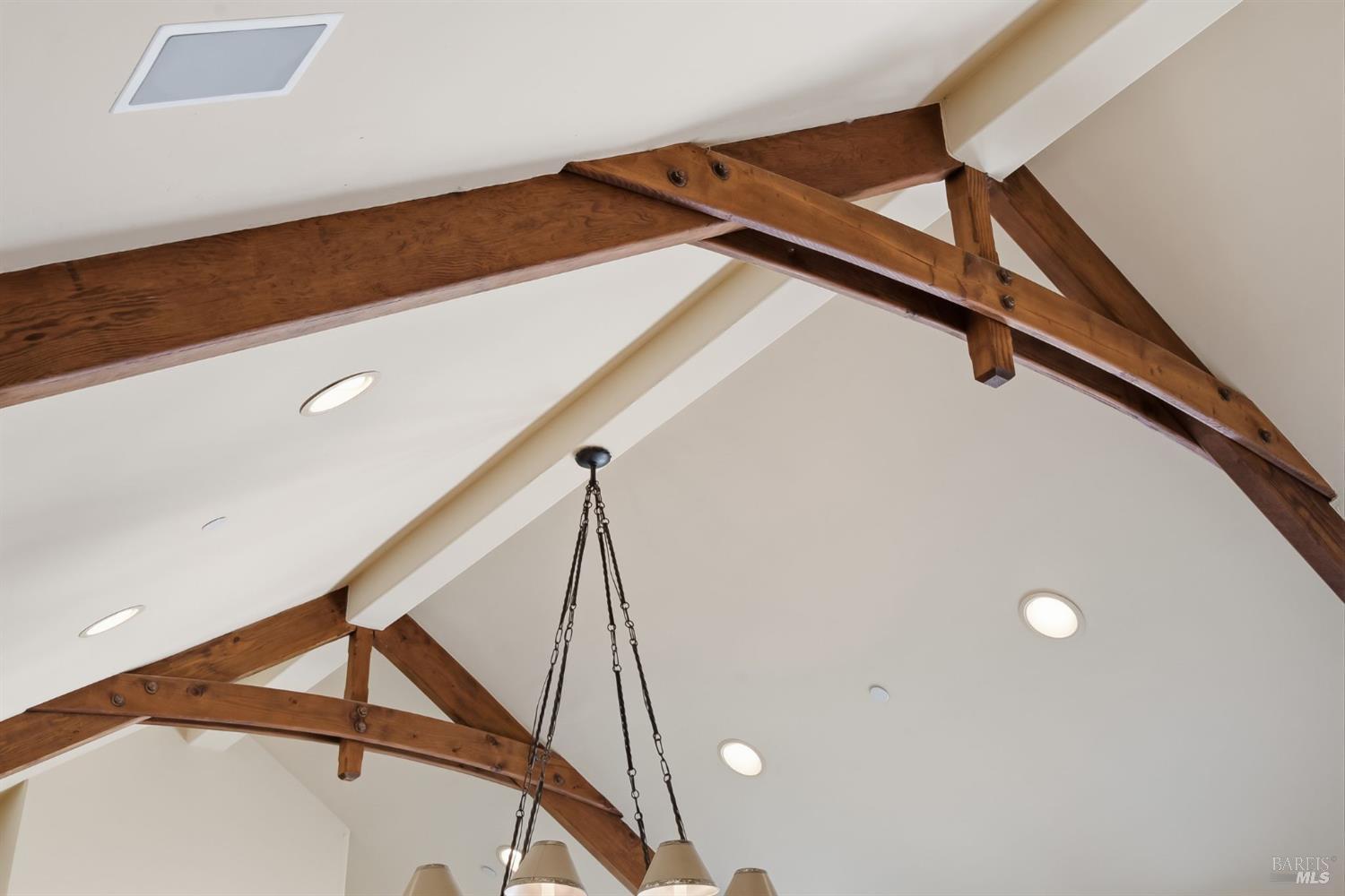18880 Bella Vina Saratoga CA 95070
