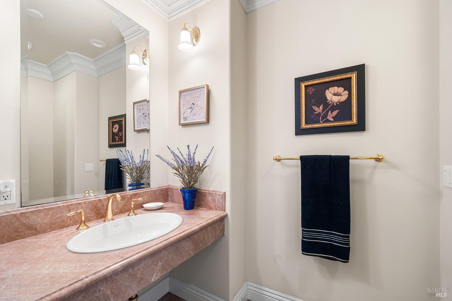 18880 Bella Vina Saratoga CA 95070