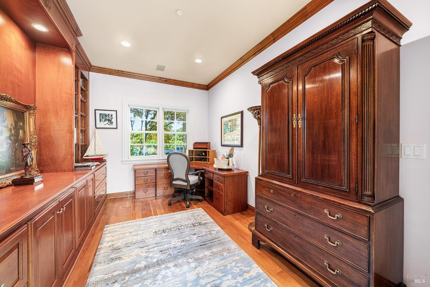 18880 Bella Vina Saratoga CA 95070