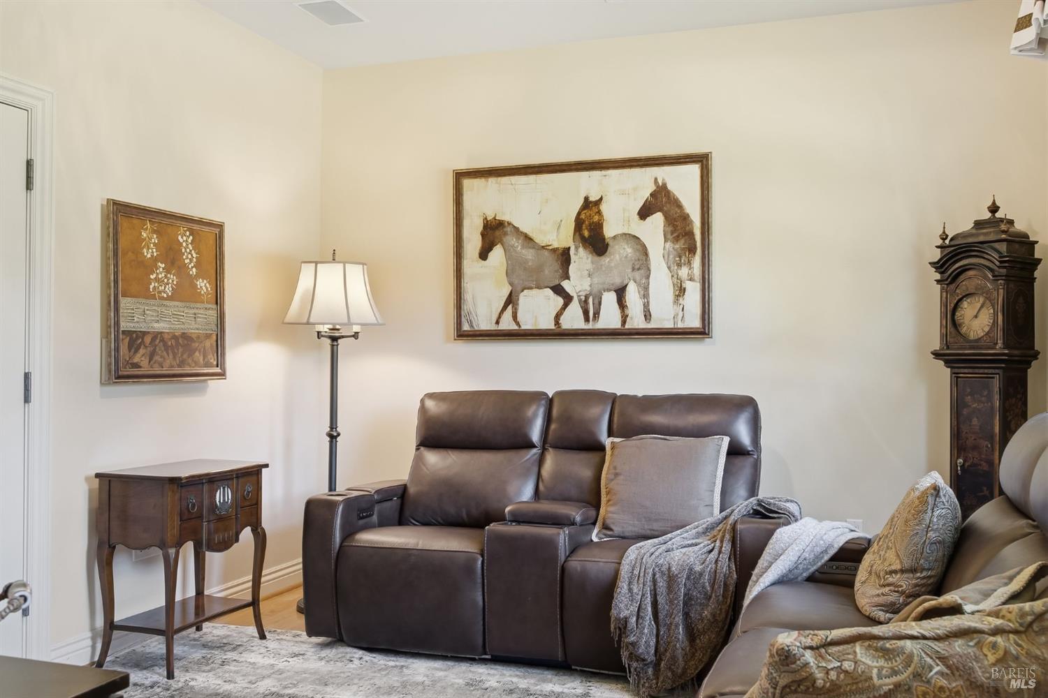 18880 Bella Vina Saratoga CA 95070
