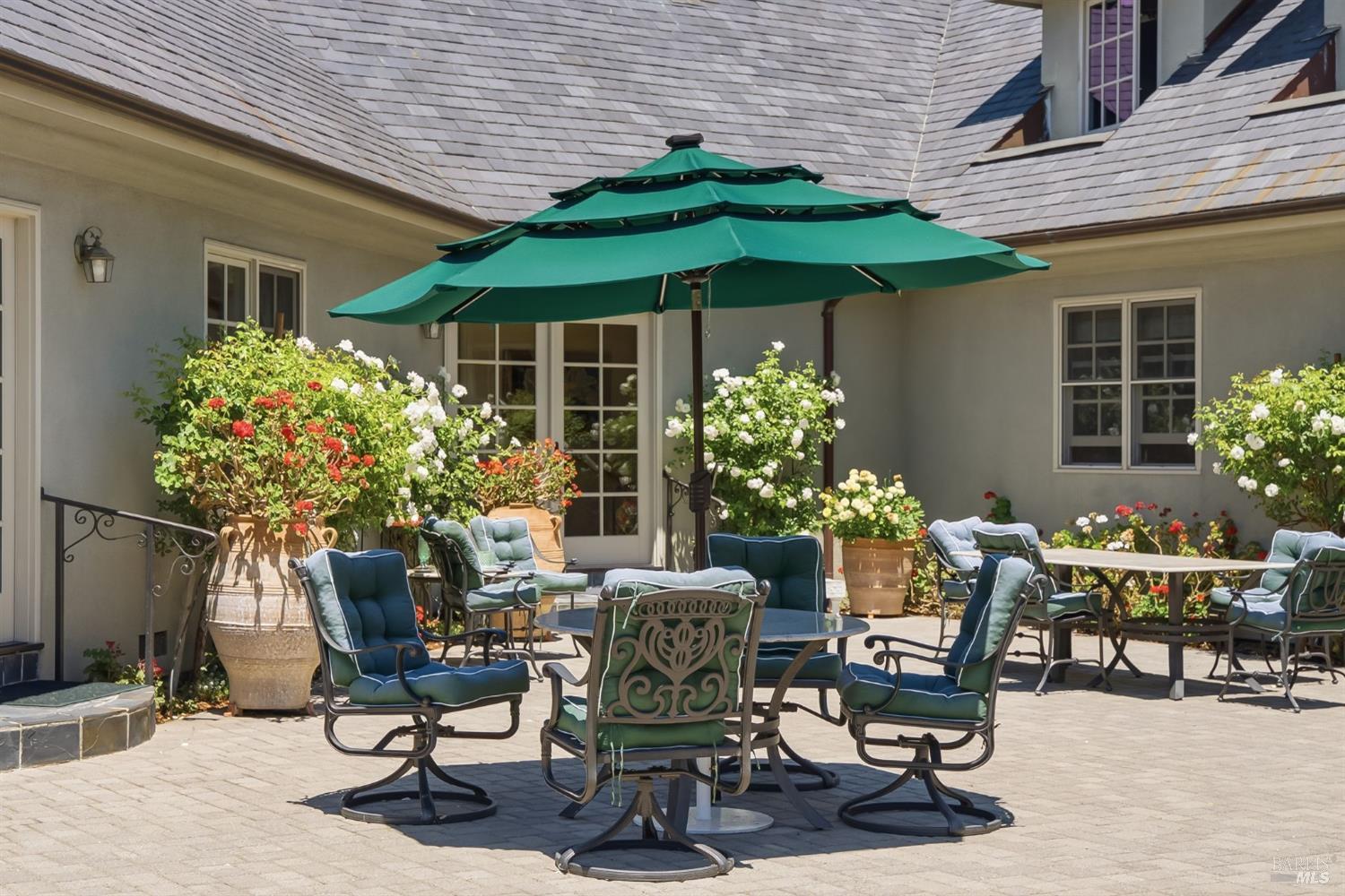18880 Bella Vina Saratoga CA 95070