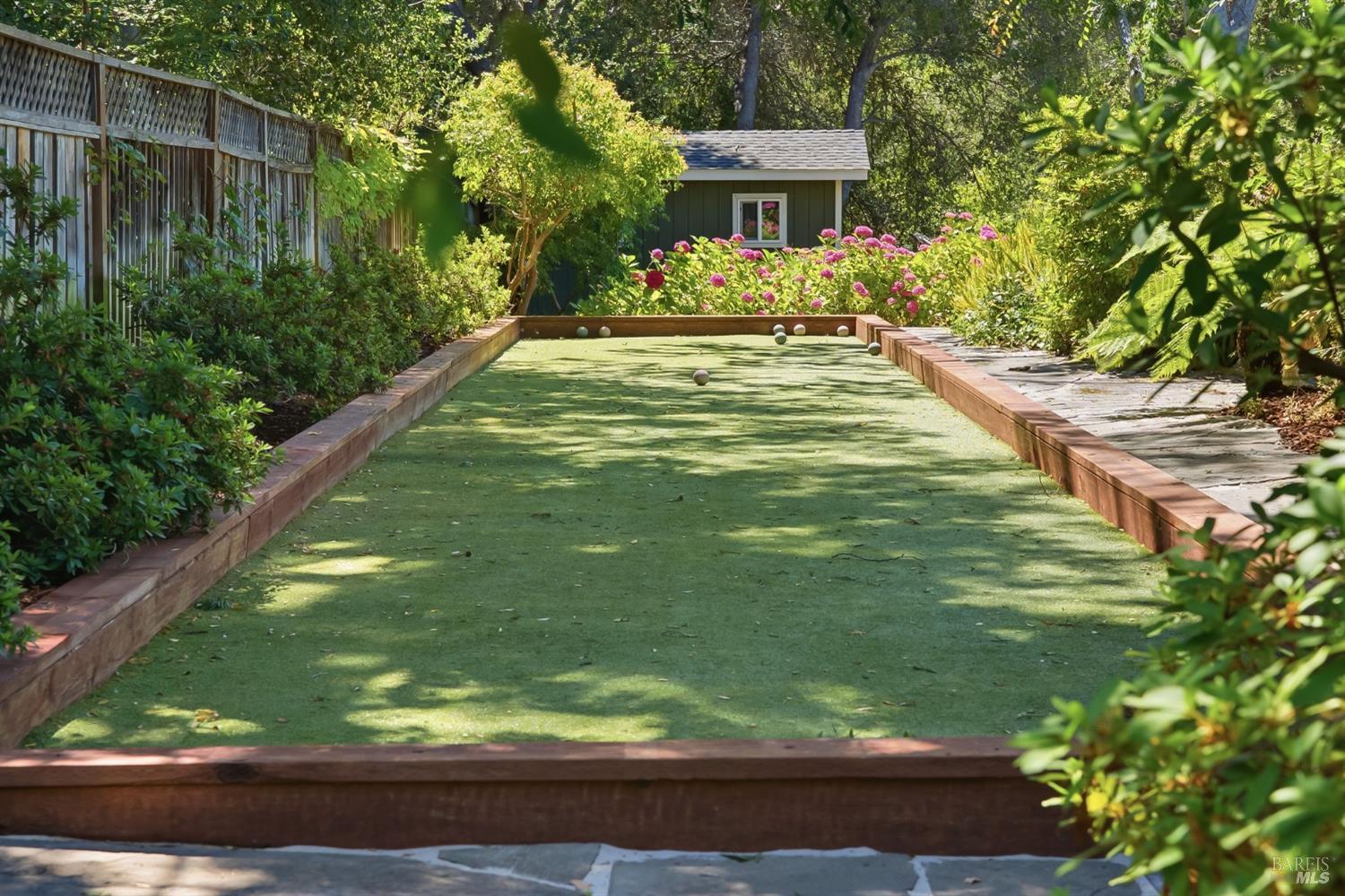 18880 Bella Vina Saratoga CA 95070