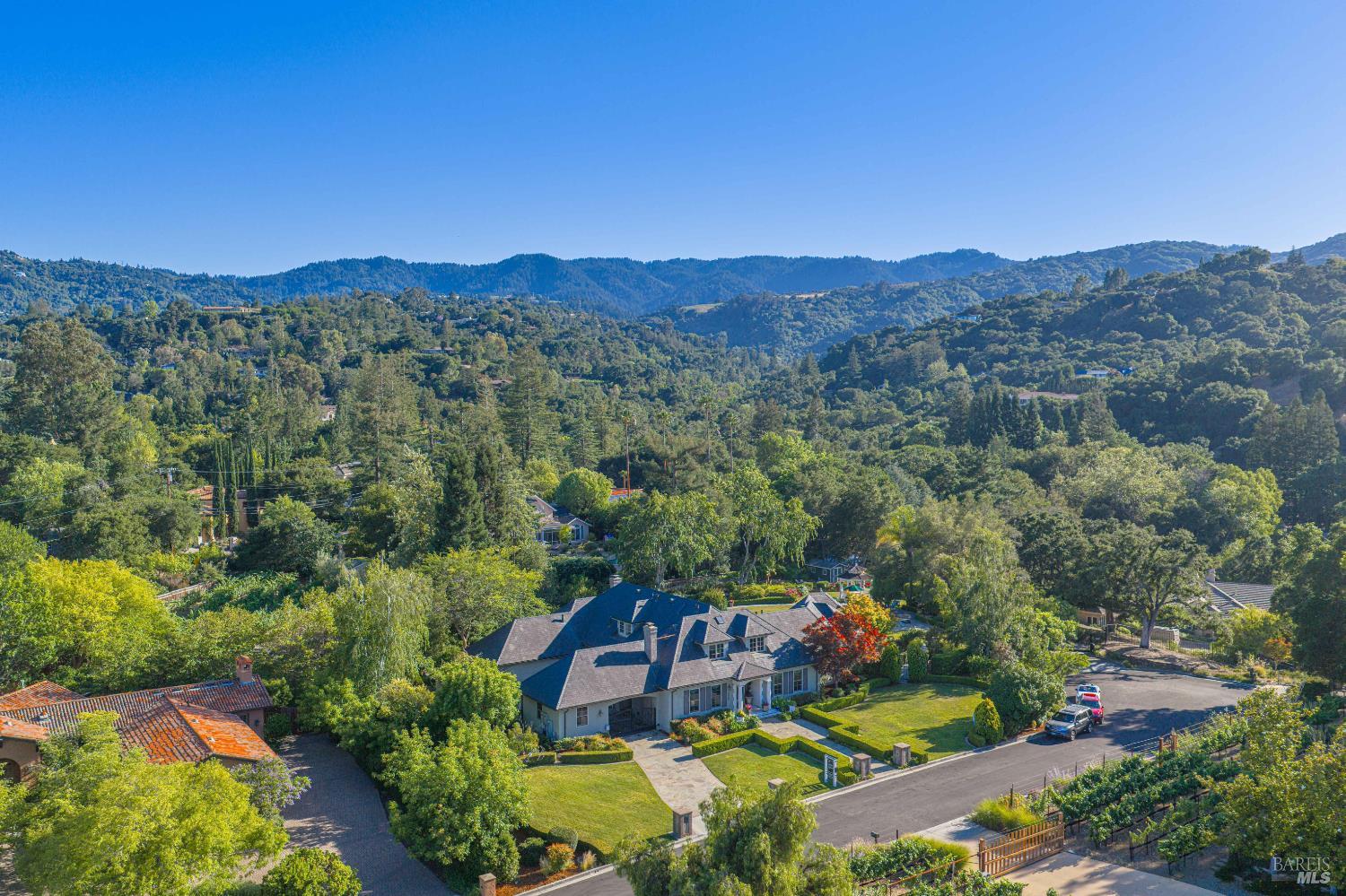 18880 Bella Vina Saratoga CA 95070