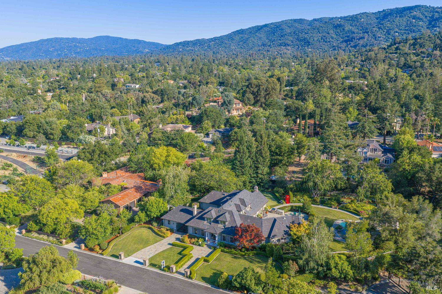 18880 Bella Vina Saratoga CA 95070