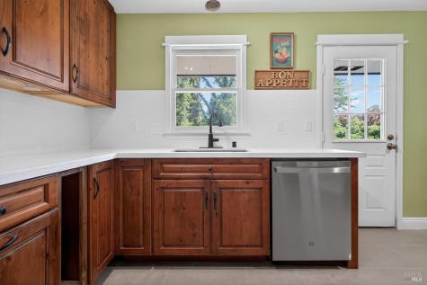 279 Valparaiso Avenue Cotati CA 94931