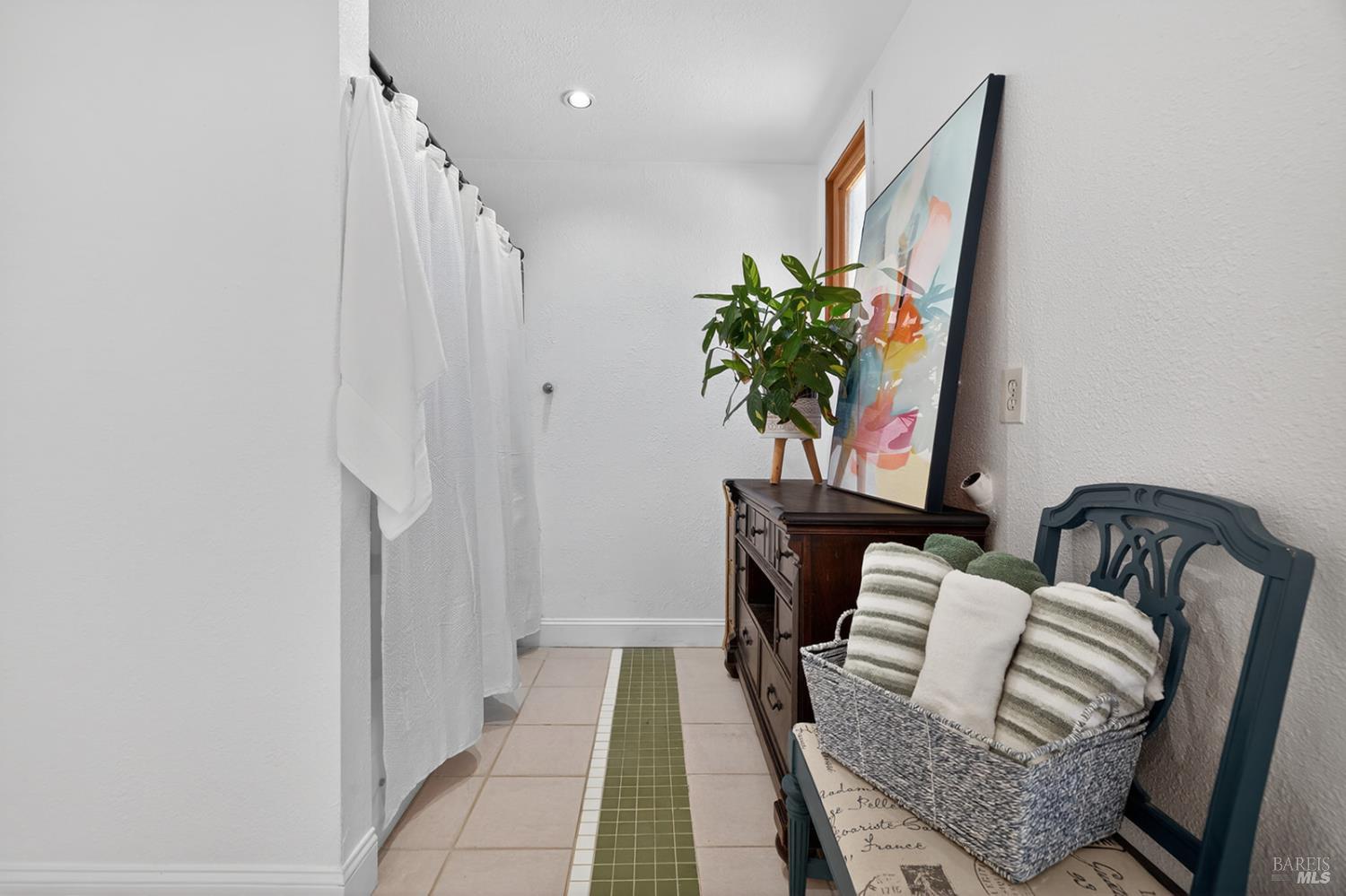 279 Valparaiso Avenue Cotati CA 94931