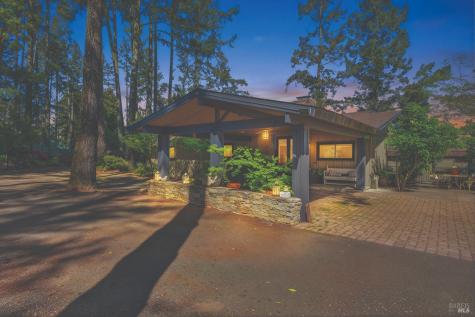 1017 Westside Road Healdsburg CA 95448