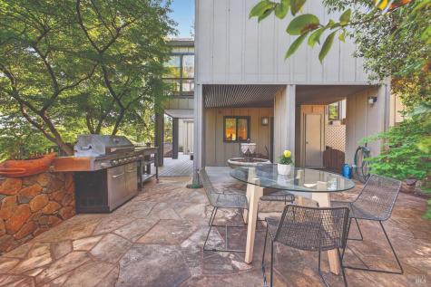 1017 Westside Road Healdsburg CA 95448