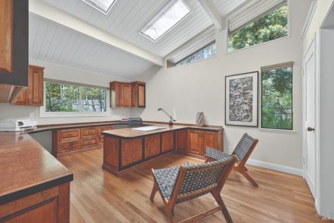1017 Westside Road Healdsburg CA 95448