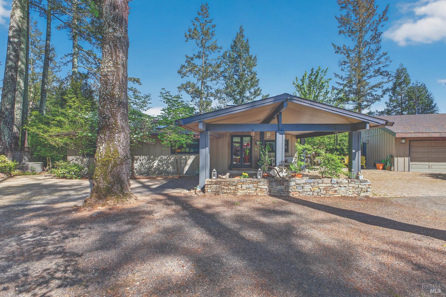 1017 Westside Road Healdsburg CA 95448