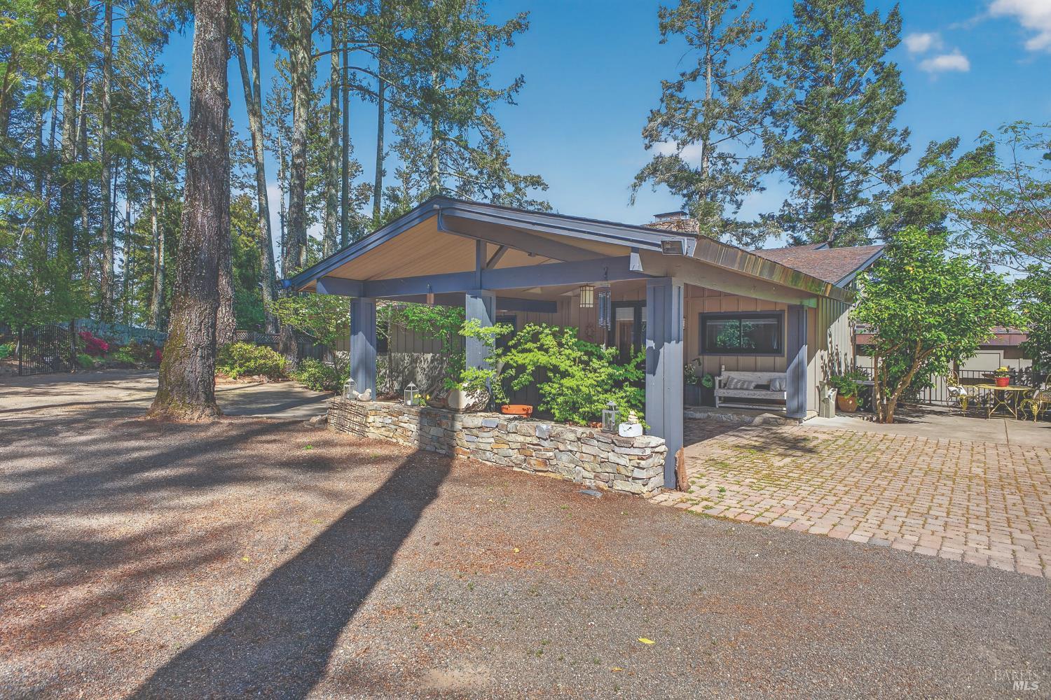 1017 Westside Road Healdsburg CA 95448