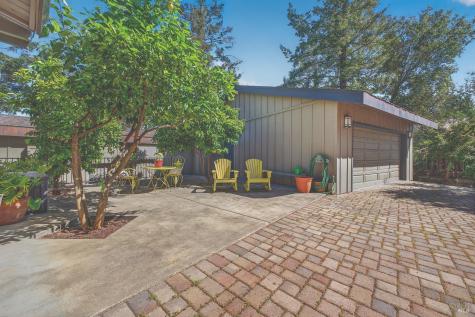 1017 Westside Road Healdsburg CA 95448