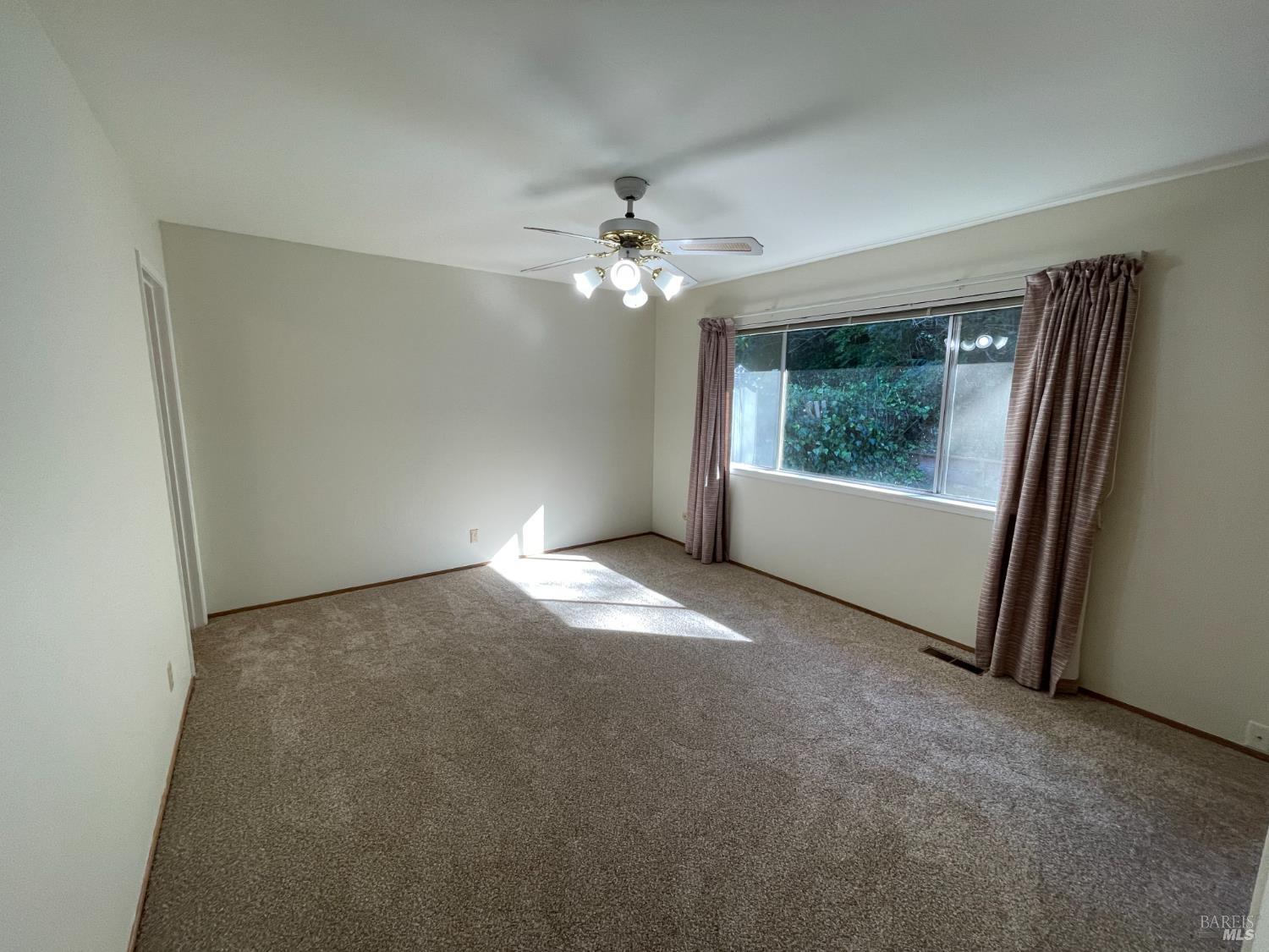12 Lawrence Drive Novato CA 94945