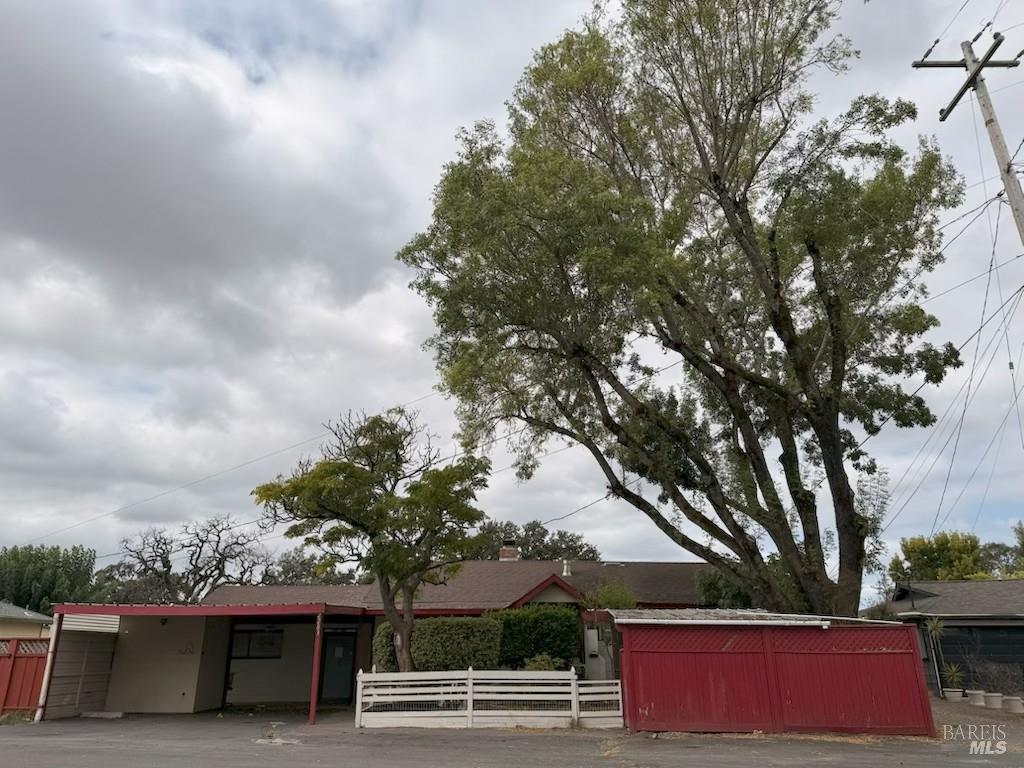2283 W Hearn Avenue Santa Rosa CA 95407