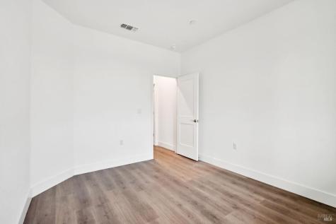 1556 Country Manor Drive Santa Rosa CA 95403