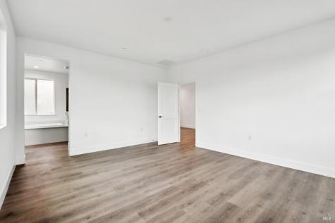 1556 Country Manor Drive Santa Rosa CA 95403