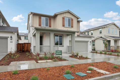1556 Country Manor Drive Santa Rosa CA 95403