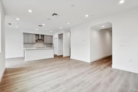 1556 Country Manor Drive Santa Rosa CA 95403