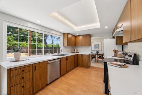 1724 Tampico Court Petaluma CA 94954