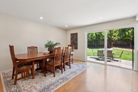 1724 Tampico Court Petaluma CA 94954