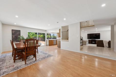 1724 Tampico Court Petaluma CA 94954