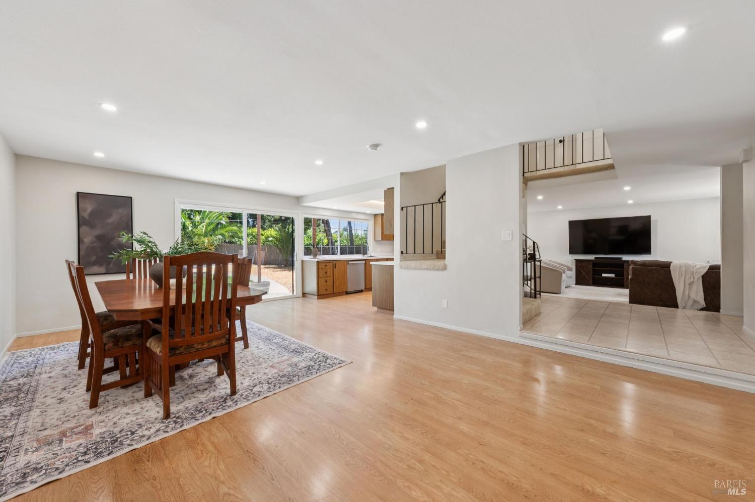 1724 Tampico Court Petaluma CA 94954
