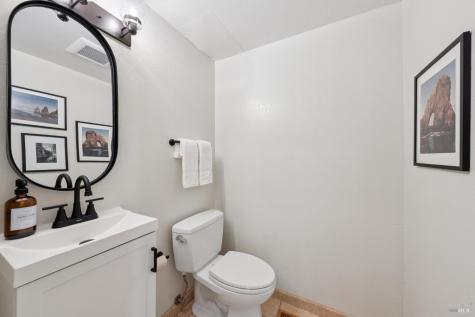 1724 Tampico Court Petaluma CA 94954