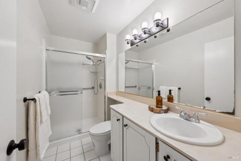 1724 Tampico Court Petaluma CA 94954