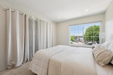 1724 Tampico Court Petaluma CA 94954