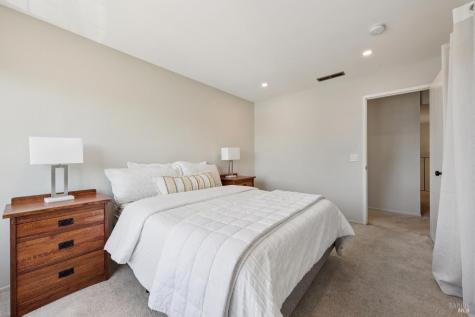 1724 Tampico Court Petaluma CA 94954